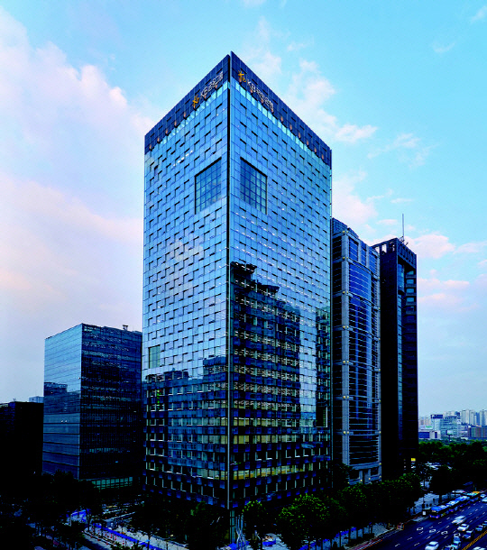 KB금융 여의도 신사옥. [KB금융 제공]